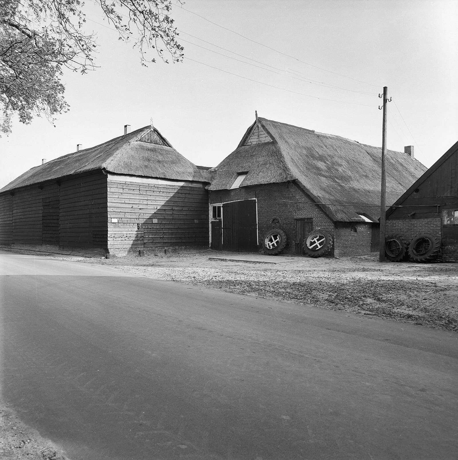 Schuren langs de weg, 1980